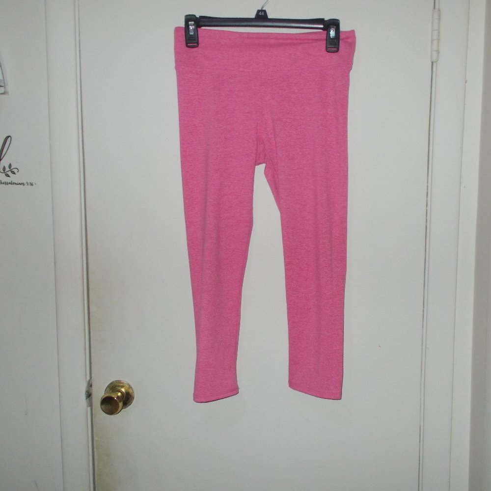 Fabletics Salar Capri Leggings Pink Size Small - image 8